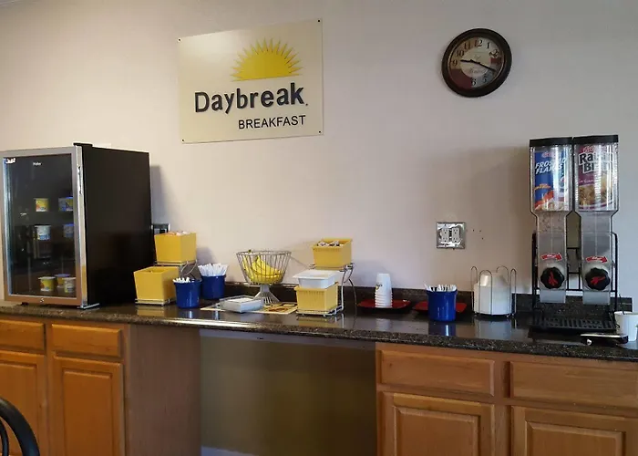 Days By Wyndham Tallahassee-government Center